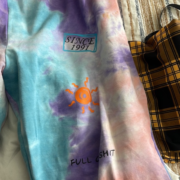 “Fuck off” fashion nova Sweat pants - Picture 4 of 5